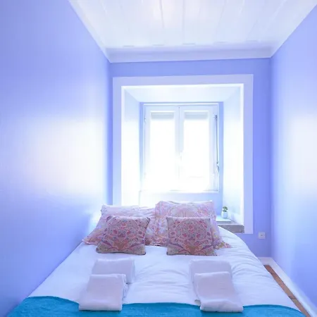 Spacious Alfama + Free Pickup, By Timecooler ליסבון